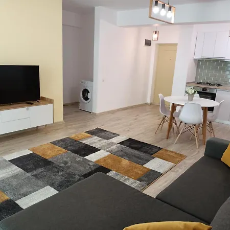 Apartament Festival アパート ママイア